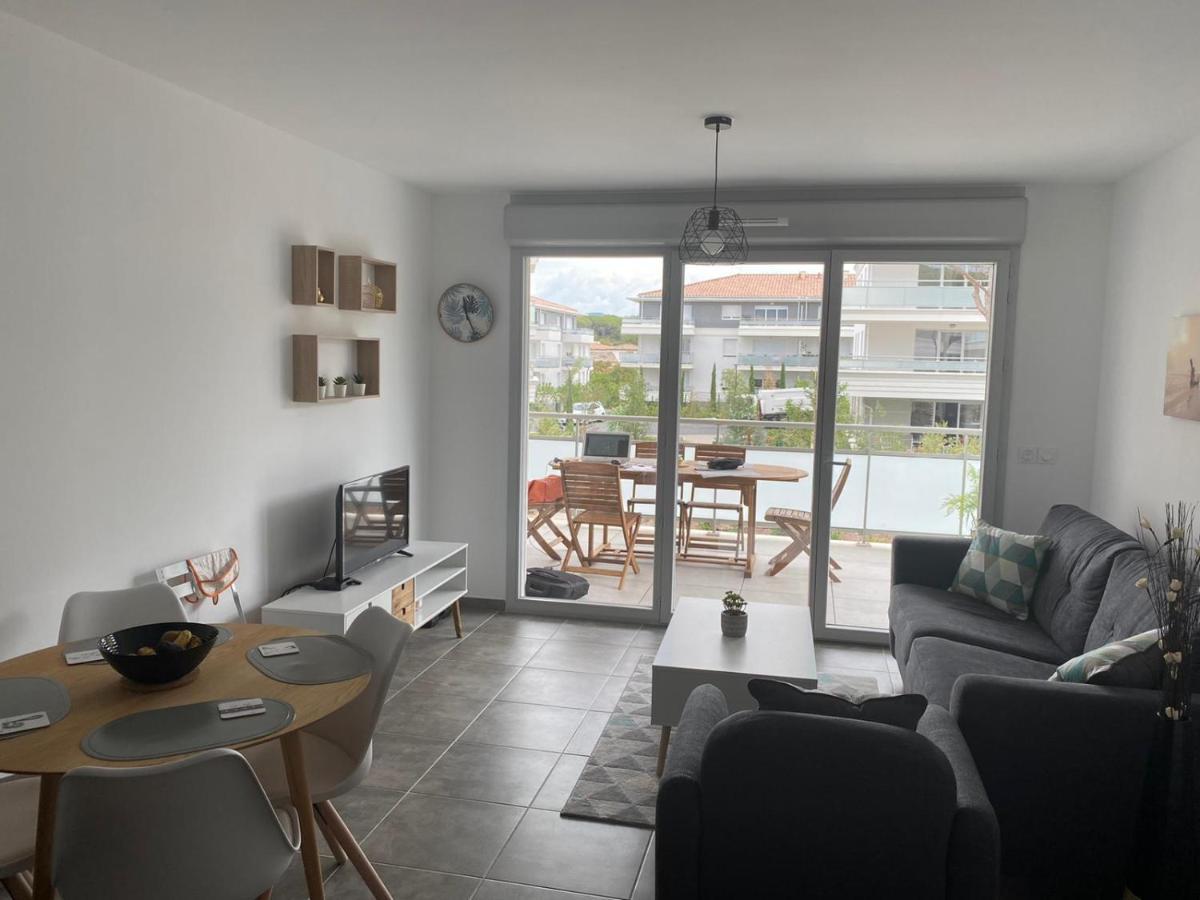 Appartement Neuf Moderne Avec Piscine Puget-sur Argens Kültér fotó