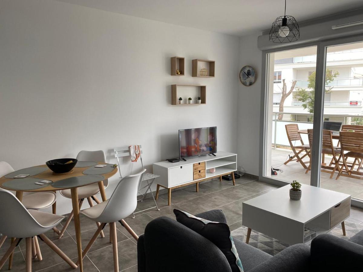 Appartement Neuf Moderne Avec Piscine Puget-sur Argens Kültér fotó