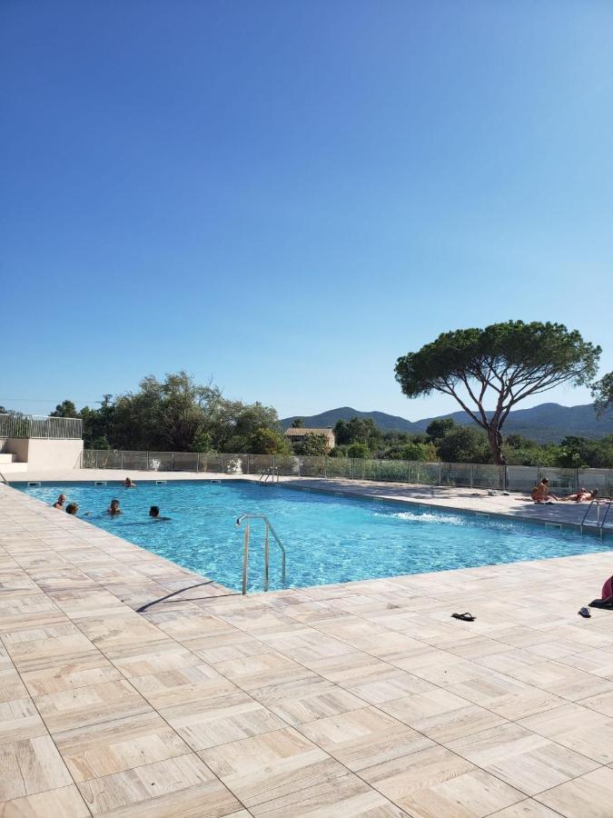 Appartement Neuf Moderne Avec Piscine Puget-sur Argens Kültér fotó